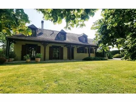 maison glandon 207 m² t-5 à vendre  329 000 €