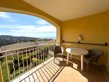 vente appartement 2 pièces 28 m² roquebrune-sur-argens (83380)