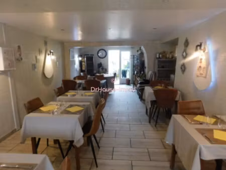 vente locaux professionnels 3 pièces 80 m² à vittel (88800)  80 000 €