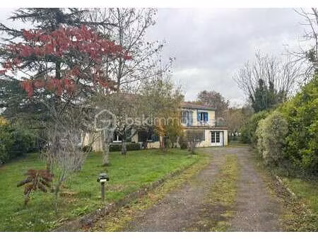 vente maison à bourneau (85200) : à vendre / 240m² bourneau