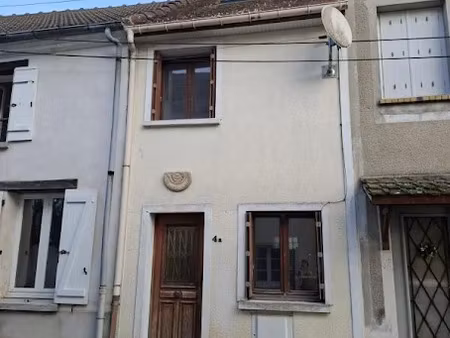 location maison 3 pièces 39 m² à bouleurs (77580)  670 €