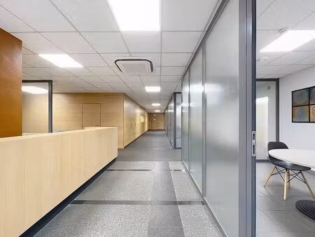 bureaux à louer (96m² - 773m²) à nazareth-de pinte