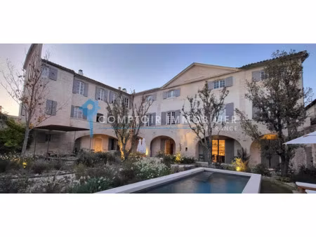 dpt (13) a vendre chateau 1100m2