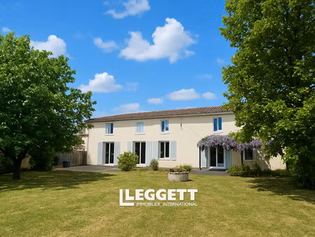 maison 9 pièce(s)  genouillé