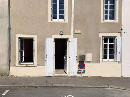 location maison à monsireigne (85110) : à louer / 69m² monsireigne