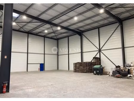 local d'activités a vendre