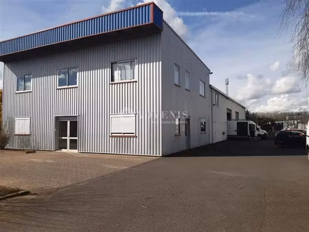 local d'activités a vendre