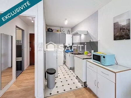 studio 26m2 avec cave et place de parking