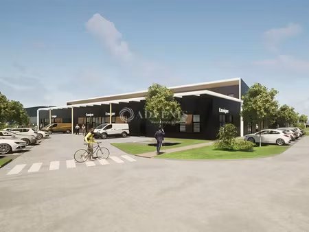 local d'activités a vendre