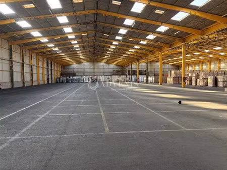 local d'activités a vendre