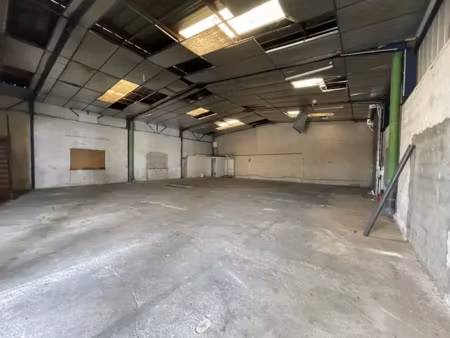 location local d'activités saint jean de vedas 34430