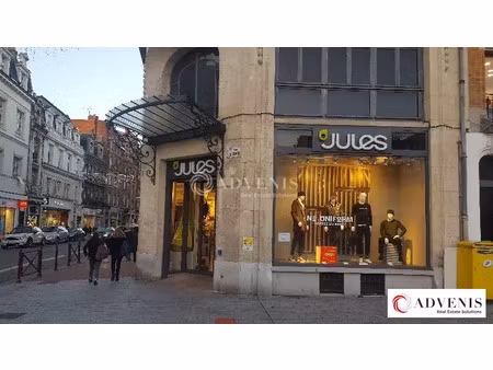 local commercial a louer