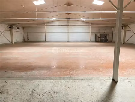 local commercial a louer