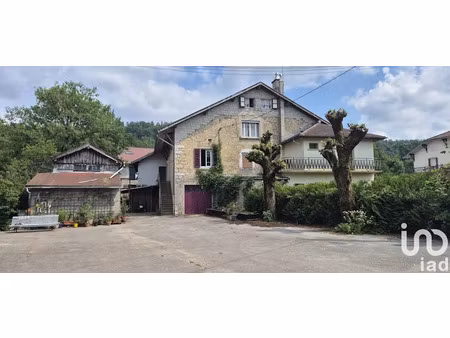 vente maison 5 pièces 115 m² à etival (39130)  78 000 €