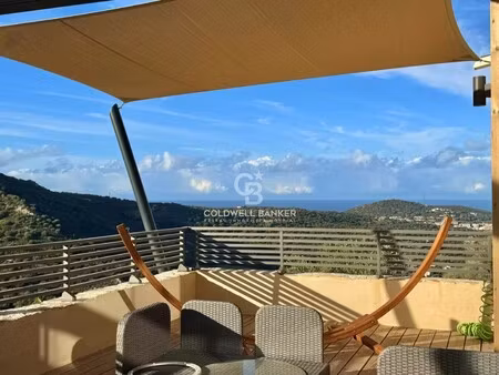 maison de luxe à vendre à l'l'île-rousse