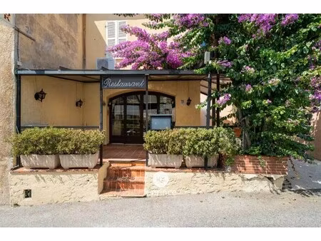 location local commercial 4 pièces