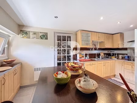 vente appartement 4 pièces 87 m² à reze (44400)  250 700 €