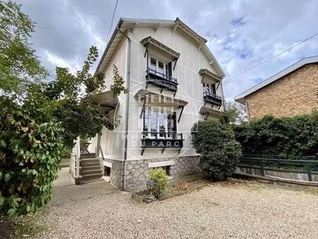 maison de prestige de 142 m2 en location croissy-sur-seine  france