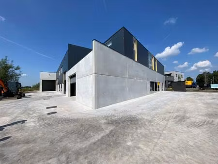 commerciële eigendom te huur in sleidinge