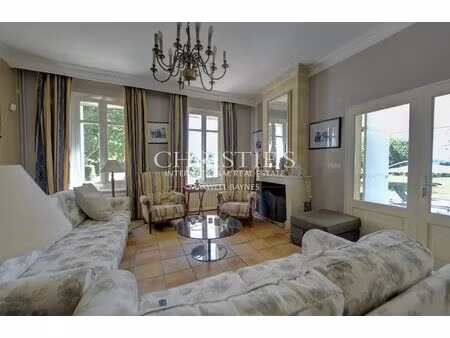 à vendre – maison de maître en pierre de taille à saint-pey-de-castets