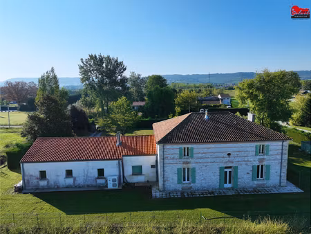 vente maison 10 pièces 273 m² à sainte-livrade-sur-lot (47110)  371 000 €