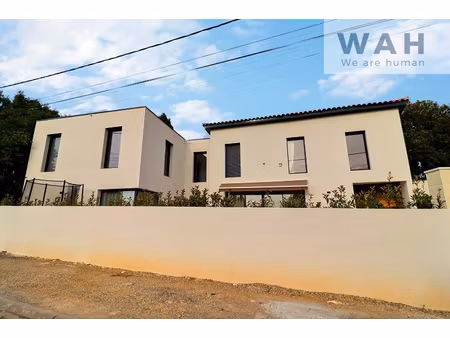 vente villa contemporaine 5 pieces 34320 vendemian