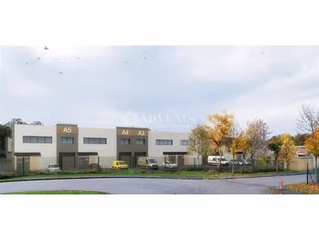 local d'activités a vendre