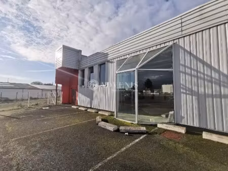 local d'activités a vendre