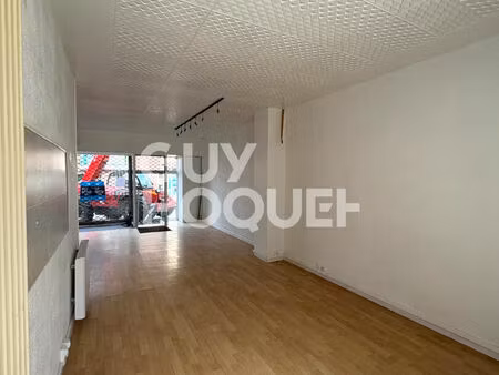 local commercial peronne 58 m2