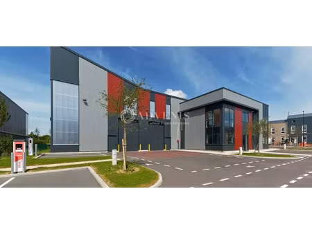 local d'activités a louer