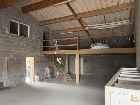 vente local d'activités 300 m²