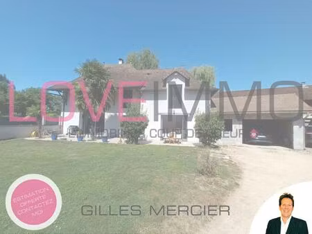 maison dauphinoise rénovée de 148 m2 sur terrain de 880m2.