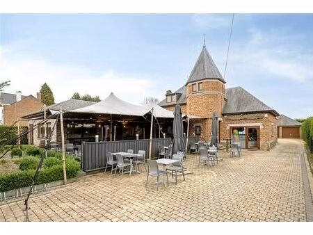 restaurant avec habitation