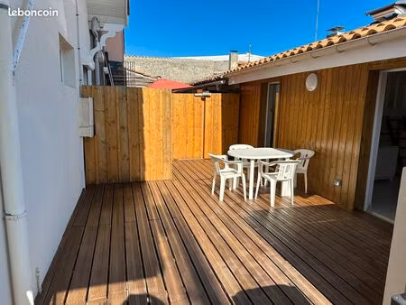 location  studio de septembre à fin mai