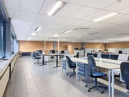 bien professionnel à louer à nazareth € 5.153 (laacd) - dewaele business - gent | zimmo