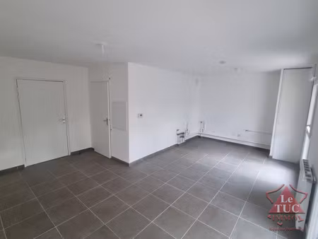 studio 30.39 m²