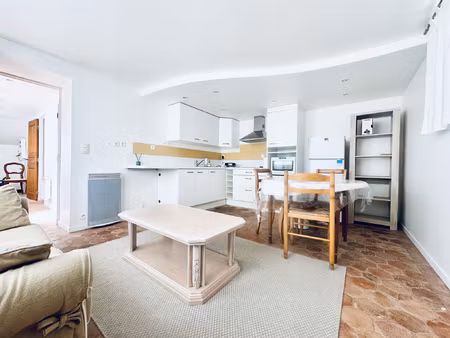 a louer - appartement de type 2 meublée à fouju