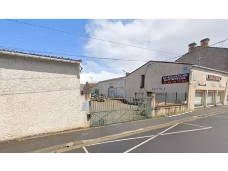 vente locaux professionnels 510 m² à montmorillon (86500)  189 000 €