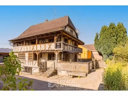 authentique maison à colombage et sa dépendance