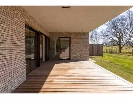 en bordure du golf ...