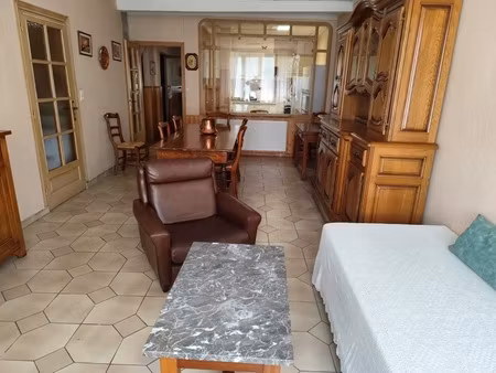 maison divisée en 4 appartements au cœur d'arreau