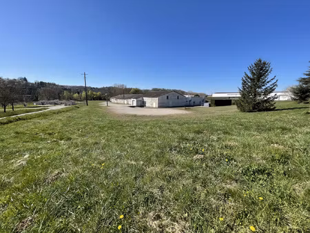 bâtiment industriel