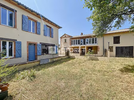 ensemble immobilier rare. plus de 800 m² bâtis sur 1 555 m² de terrain
