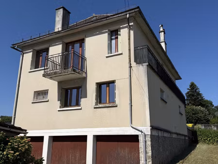 maison avec terrain et dépendance