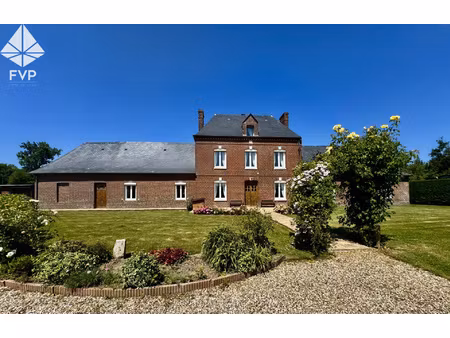 maison de maître 166 m2 sur 6.852 m2 de terrain secteur lune