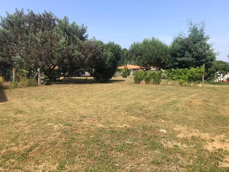 terrain haut mauco 636 m2