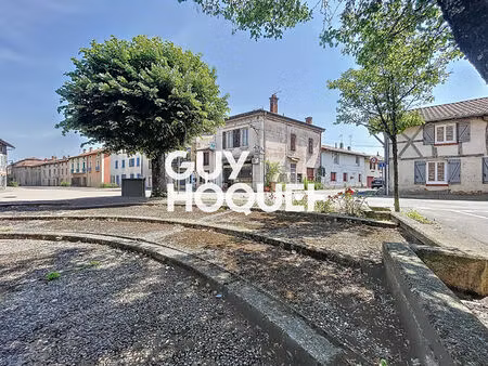 immeuble de rapport appartement type 4 + commerce - 01290 centre de pont-de-veyle