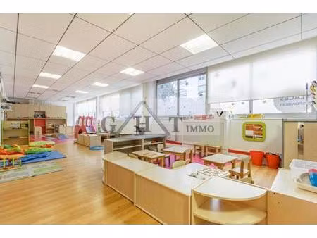 a louer 360m2 vincennes