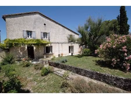 fermette avec dependances