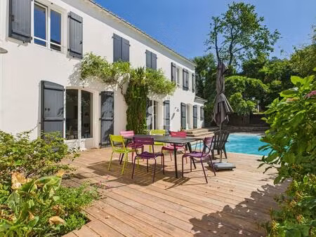 hennebont - maison de caractère en plein cœur de ville